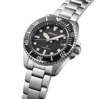 Alternative view of Seiko Prospex Solar Diver's 200M SNE597P1